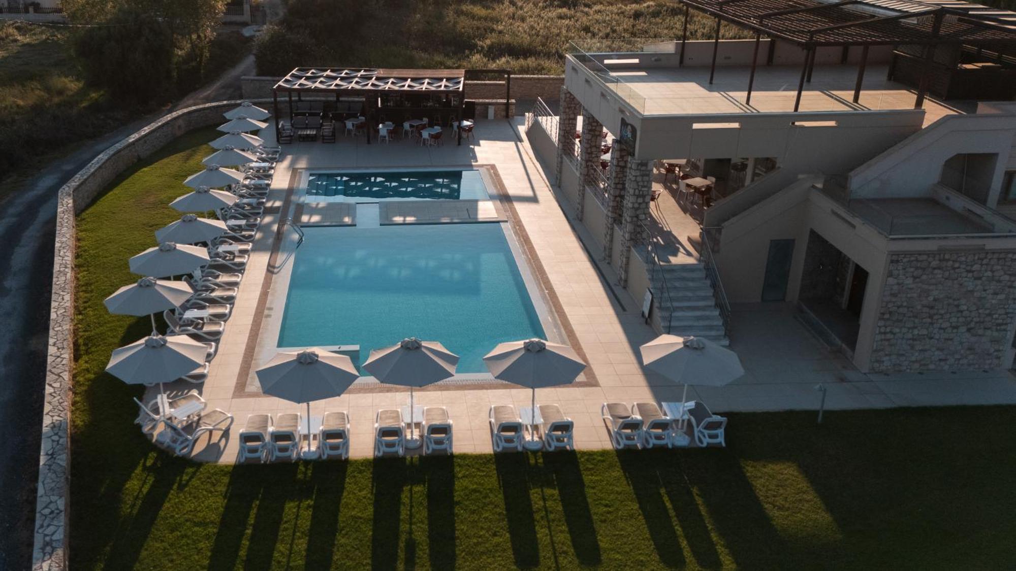 Niriides Luxury Villas Methoni  Exterior foto