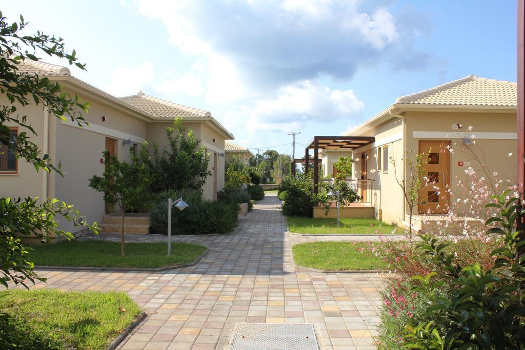 Niriides Luxury Villas Methoni  Exterior foto